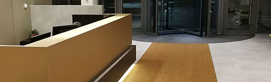 Entr&eacute;milj&ouml; med torkmattor