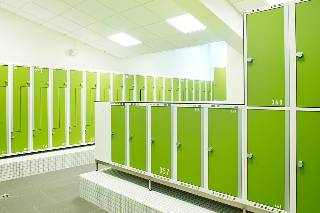 KLÄDSKÅP SONESSON HÖGT Z-SKÅP